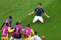 jbo竞博电竞 -包含今晨突围战来临，上海久事围绕国王杯防线松动，媒体盛赞，团队化学反应显著的词条